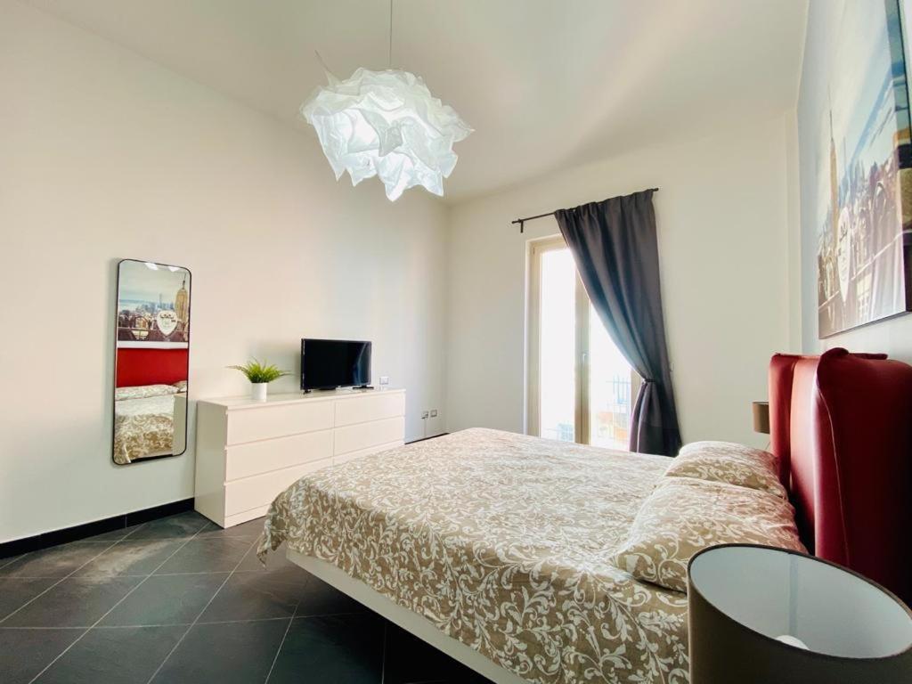 Sea View Apartment 5 Mt From The Beach Salerno Exterior photo